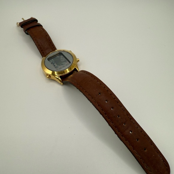 Winnie the Pooh Digital Watch with Brown Leather Strap. Disney. Rare. Vintage - Picture 5 of 10